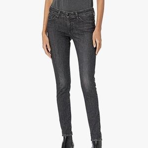Dark Grey Levi’s 711 Skinny Jeans